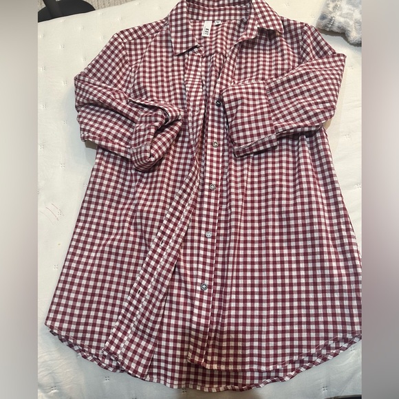 Kut from the Kloth Feena Textured Button Down Womens Shirt Size Medium NWOT - Picture 2 of 12